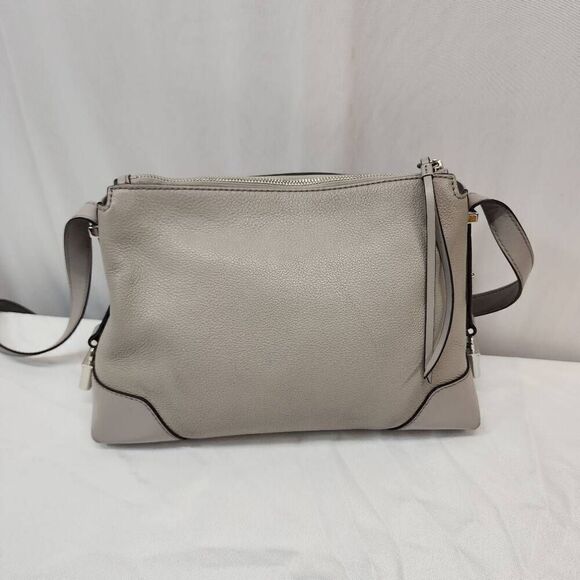 Michael Kors Crosby Medium Pebbled Leather Messenger Grey Crossbody Bag - Picture 2 of 12